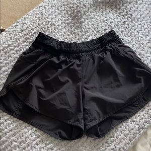 Lululemon Black Shorts (4inch)